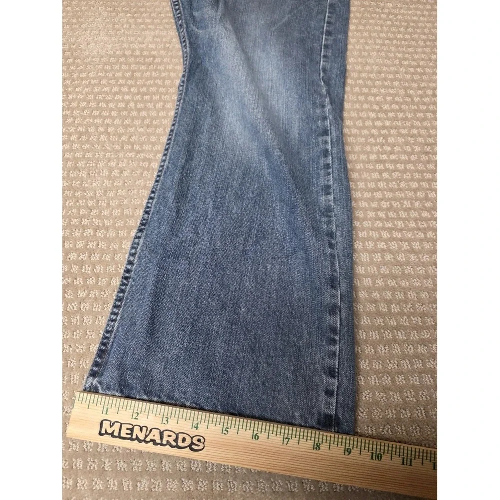 Wrangler Jeans Men's Size 33 x 29.5 (Tag 34x30) Relaxed‎ Bootcut 98RNWYA